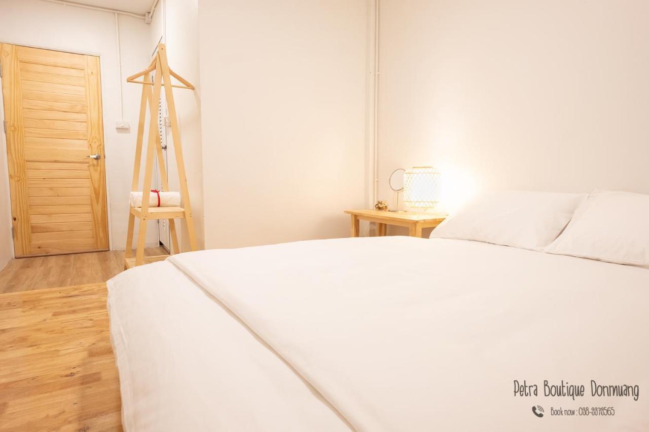 Petra Boutique Donmuang Apartment Банкок Екстериор снимка