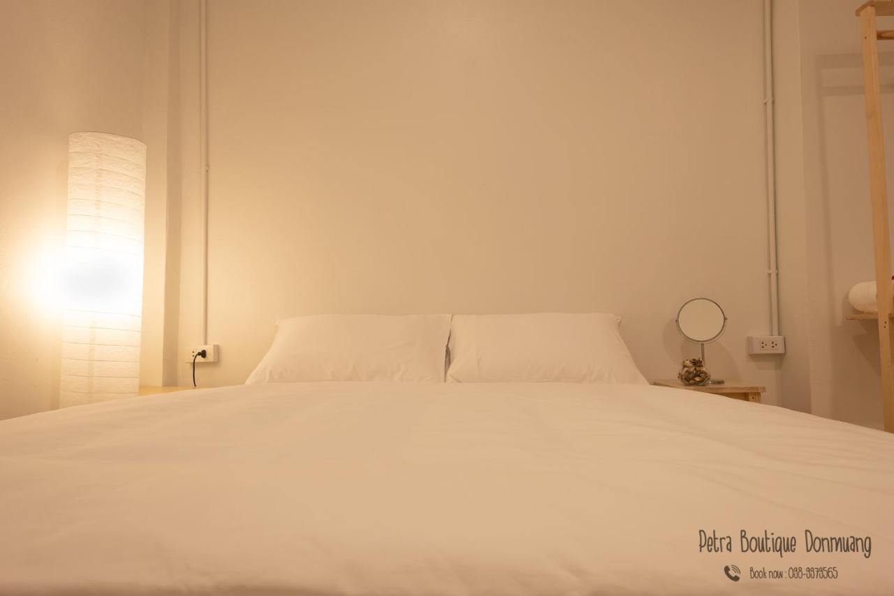 Petra Boutique Donmuang Apartment Банкок Екстериор снимка