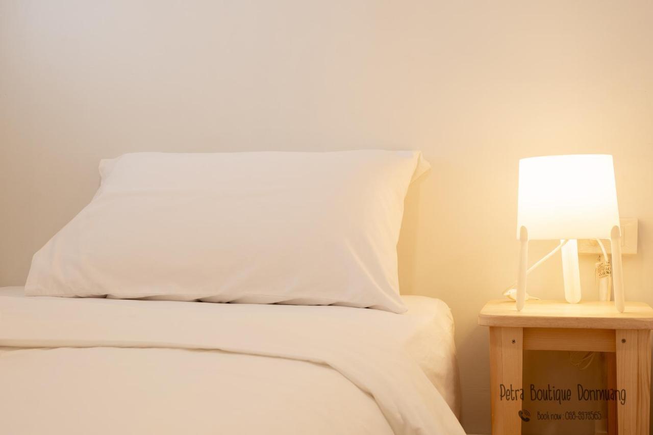 Petra Boutique Donmuang Apartment Банкок Екстериор снимка