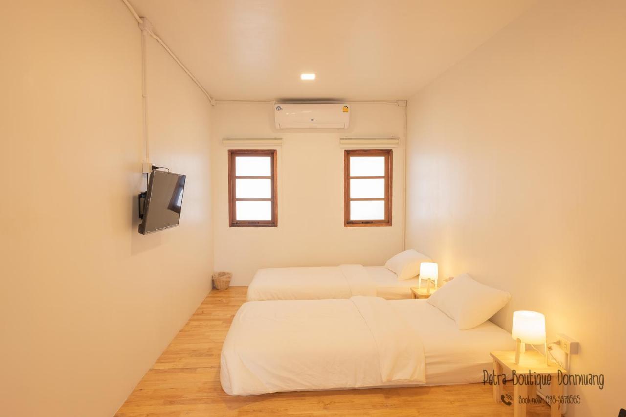 Petra Boutique Donmuang Apartment Банкок Екстериор снимка