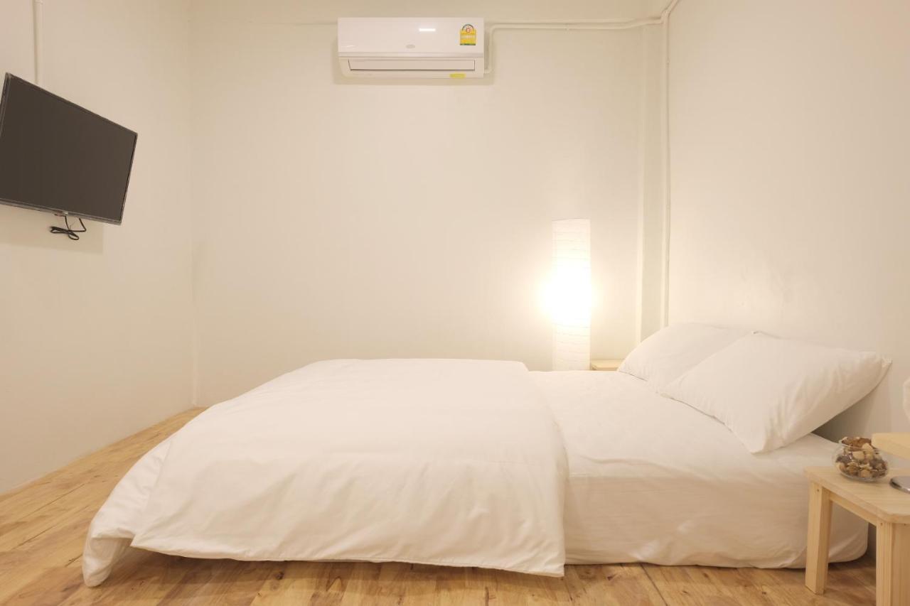 Petra Boutique Donmuang Apartment Банкок Екстериор снимка